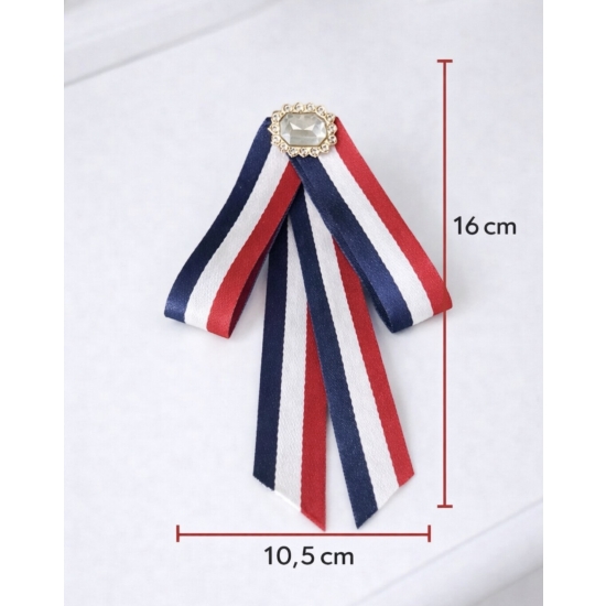 Broszka kokarda wstążkowa – elegancja w klasycznych barwach.