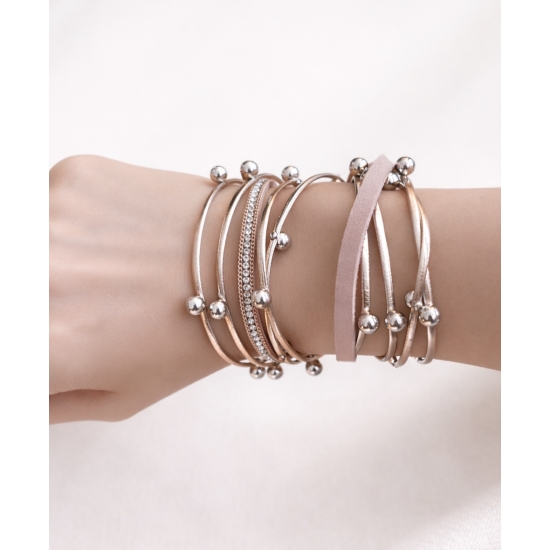 Elegancki choker z możliwością noszenia jako bransoletka, z wygodnym magnetycznym zapięciem – uniwersalna biżuteria 2w1.