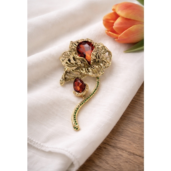 Broszka róża z kamieniami