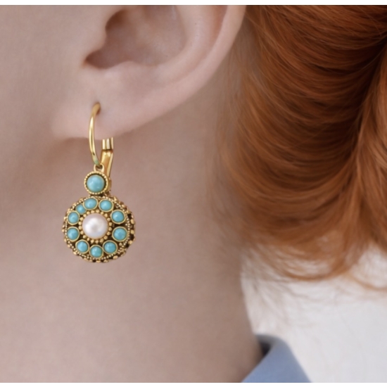 Miedziane kolczyki z turkusem syntetycznym – styl vintage