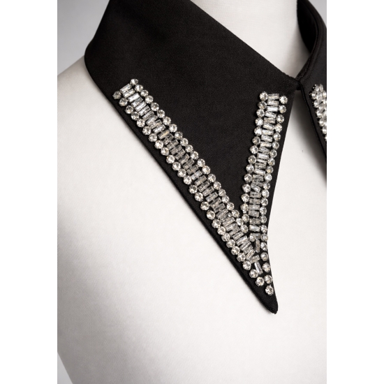 Odpinany kołnierzyk z kryształkami – czarny, zapinany z tyłu na guziczek.